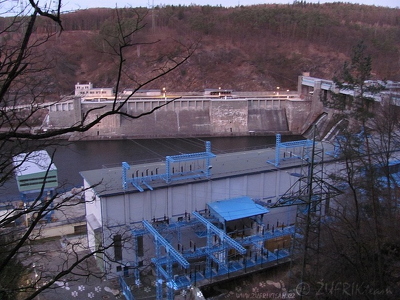 Štěchovická přehrada - vodní elektrárna z druhé strany :)